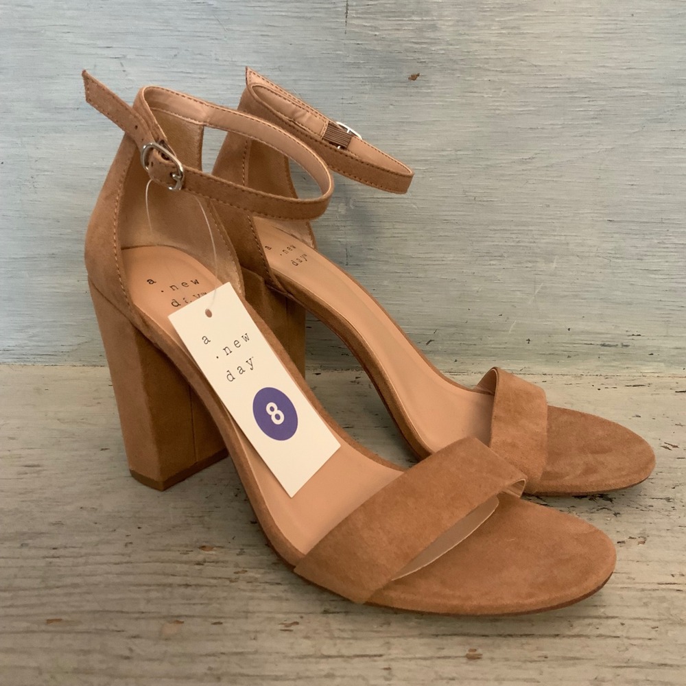a new day Tan Faux Suede Strappy Open Toe High Heeled Sandals Size 8 NWT